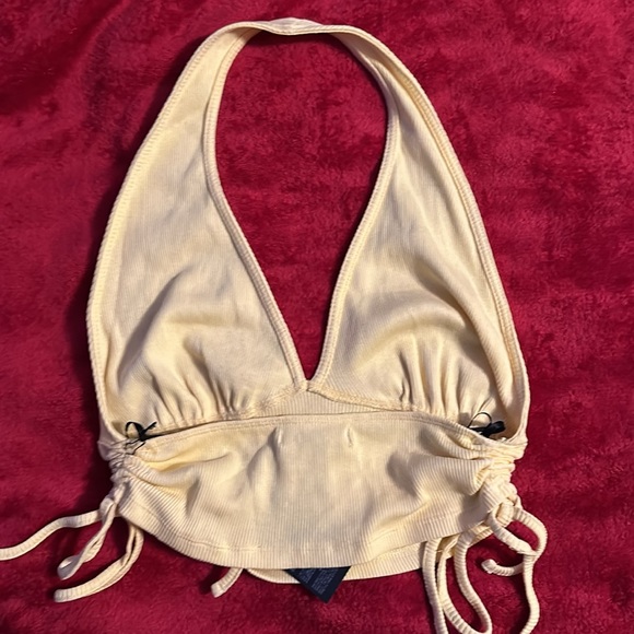 Halter top - Picture 3 of 3